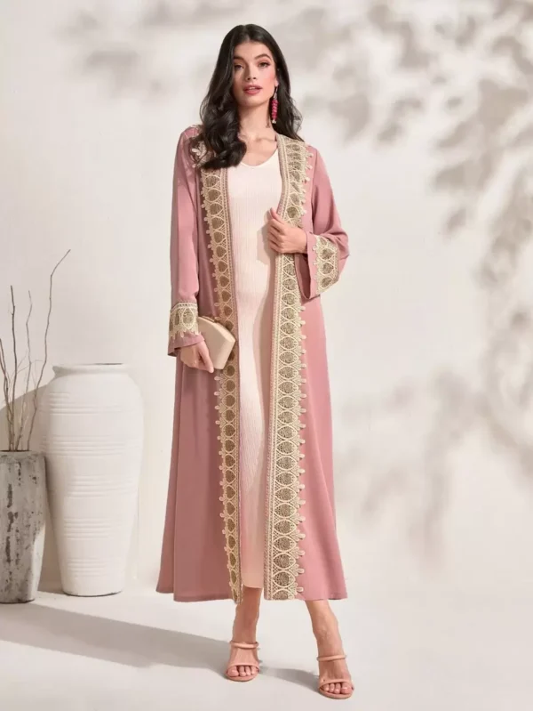 Abaya ouverte avec dentelle contrastante